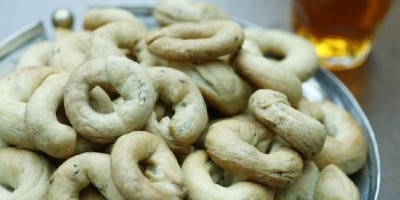 Kaak bi Yansoon - Anise Cookies (1 Dozen)